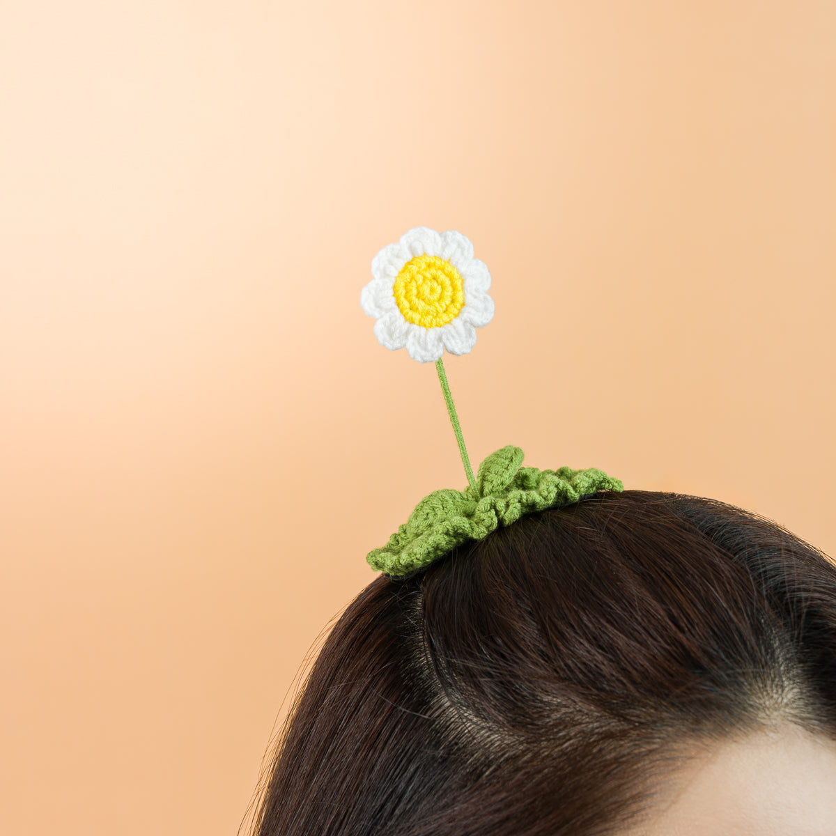 Daisy Hair Clip - White